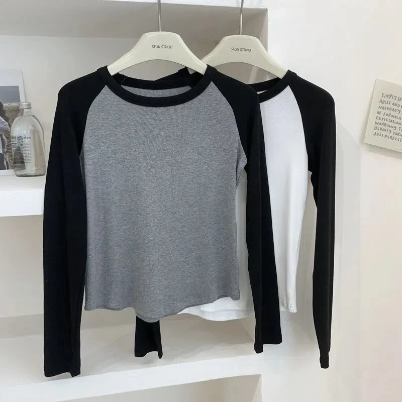 韩版百搭黑白撞色插肩袖圆领长袖t恤女修身显瘦短款打底衫上衣秋