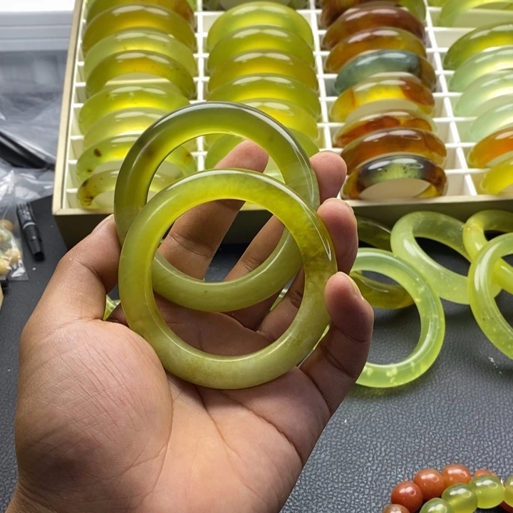 合金蛇纹石玉手镯