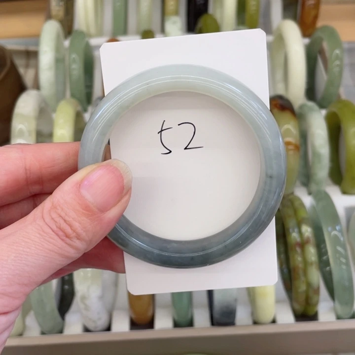 蛇纹石玉手镯未镶嵌L****仙