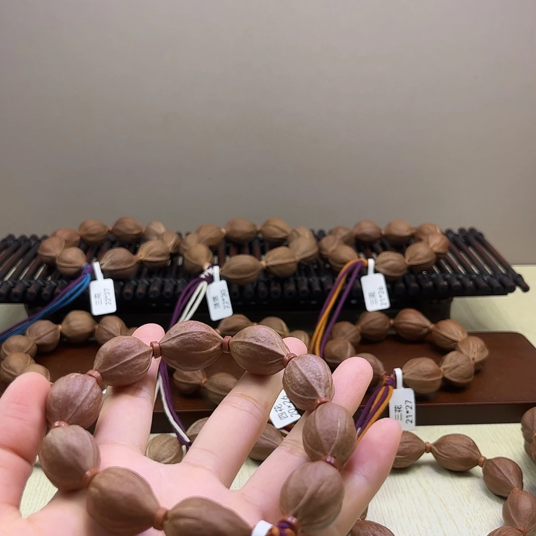 信***仰吊坠橄榄核梅林铁核文玩手串