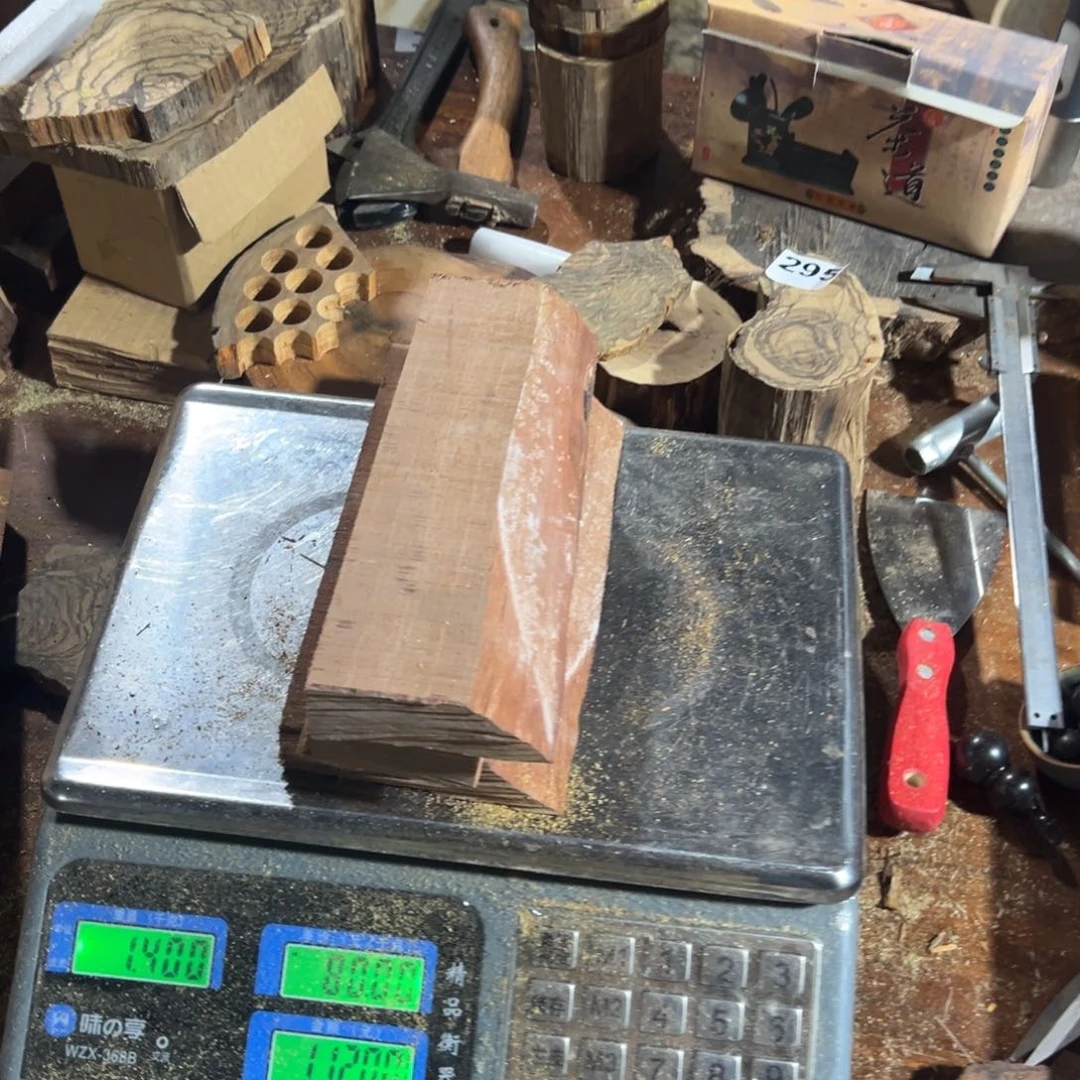 木M****e秘鲁香脂木豆三块边料