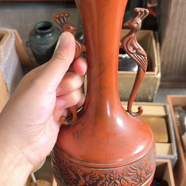 78.铜花器。