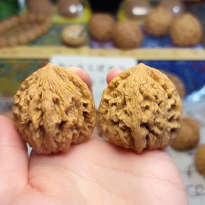 吊坠文玩核桃虎头39+