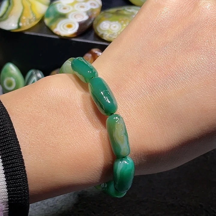 玛瑙/玉髓未镶嵌珠宝奇石