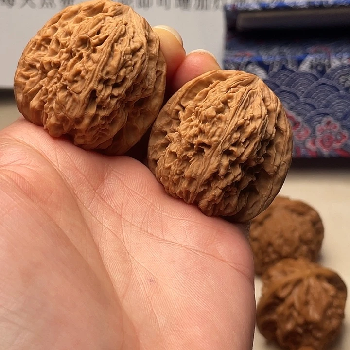 h***g吊坠文玩核桃南疆石