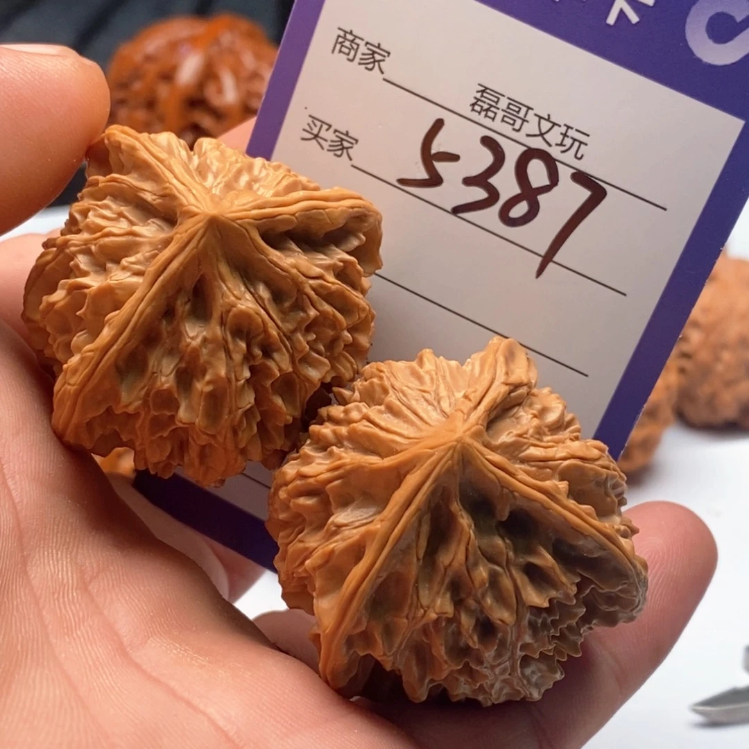 文玩核桃吊坠5387