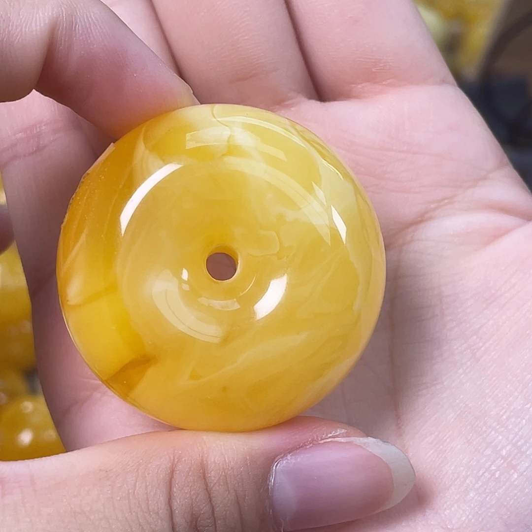 琥珀未镶嵌裸石Y25