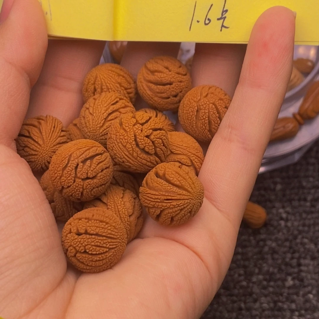 秦岭山脉龙纹桃核 15