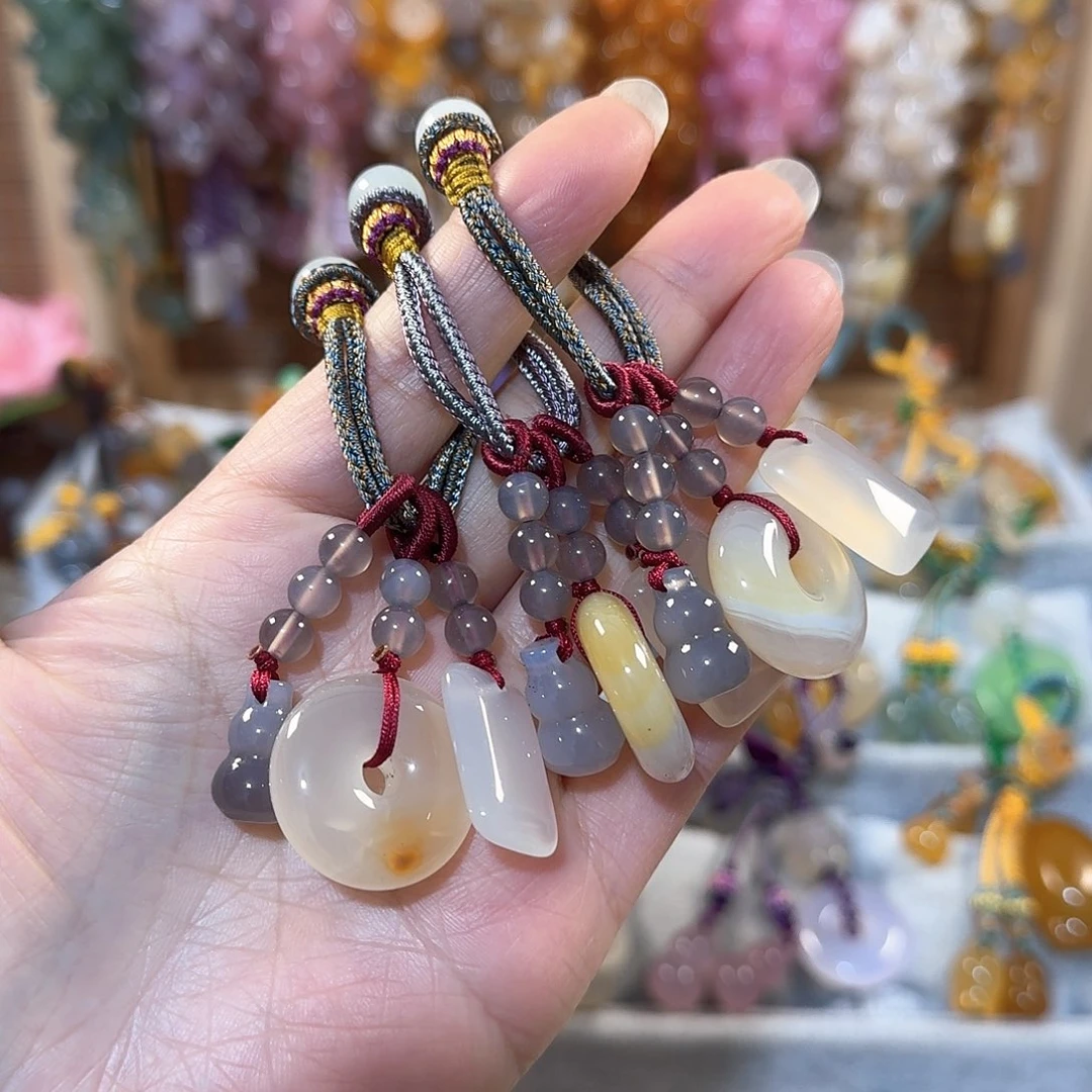 玛瑙/玉髓挂件福利款通货料子不挑不拣带有包容点未镶嵌