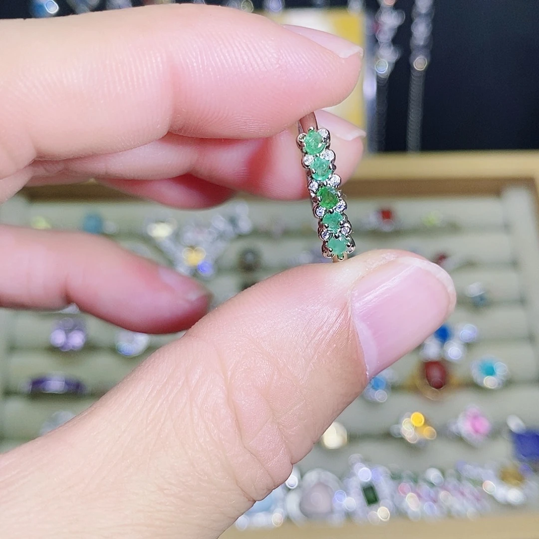 未镶嵌戒指祖母绿