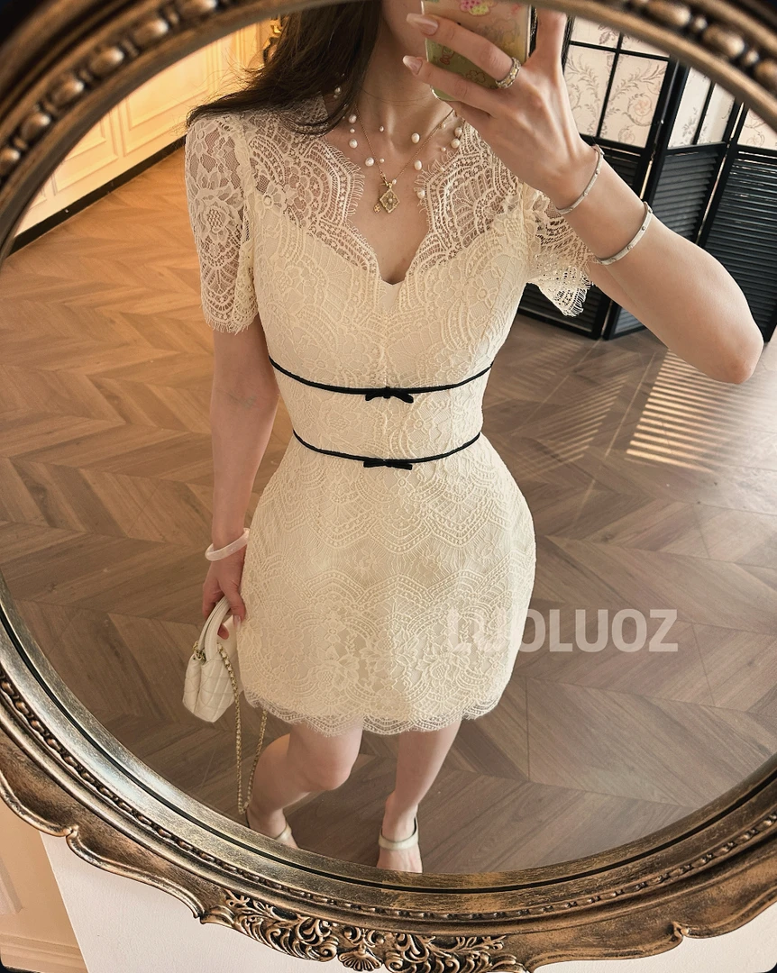 【现货】LUOLUOZ【向阳花神】气质女神范蕾丝花边时尚收腰连衣裙JF745