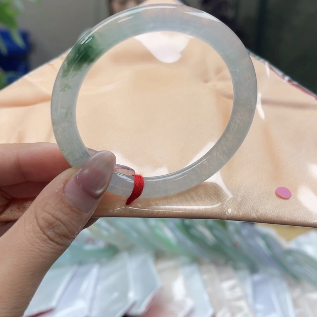 未镶嵌手镯翡翠翡翠