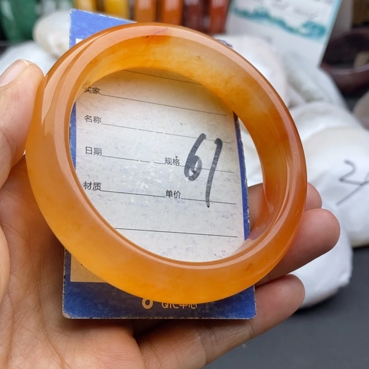 石英质玉未镶嵌手镯