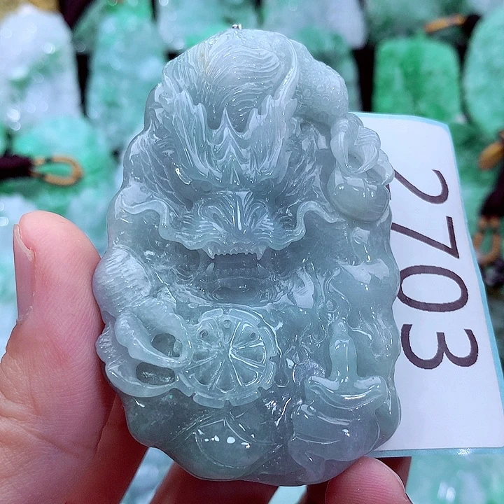 吊坠(不含链)未镶嵌翡翠