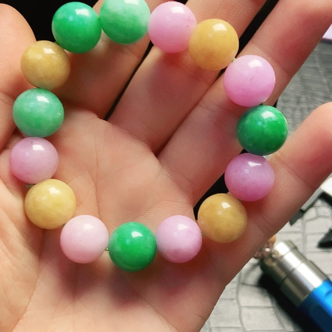 颈饰未镶嵌翡翠手串