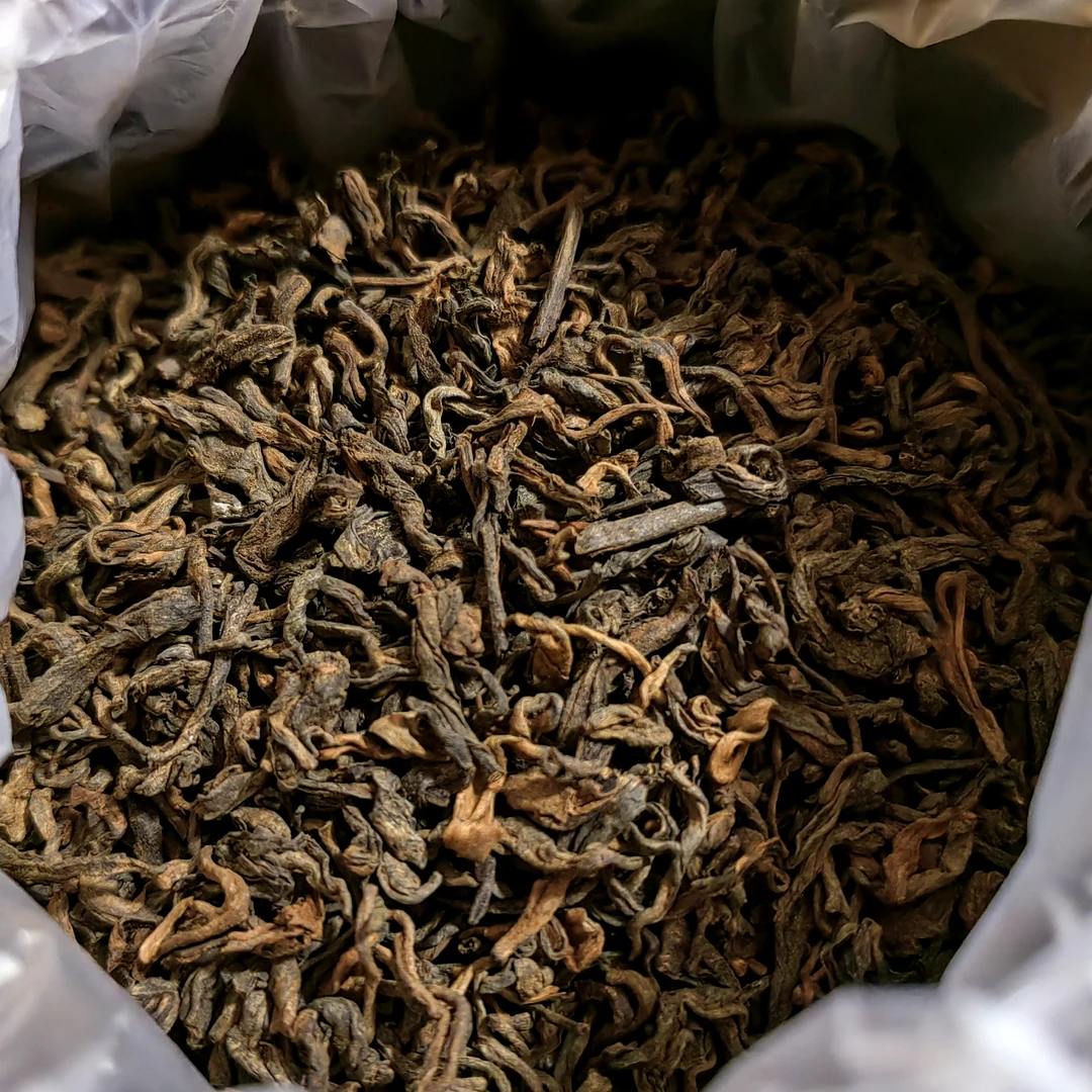 云南冰岛熟茶醇厚原料2015年发酵入口顺滑软糯甜度较高木质香明显
