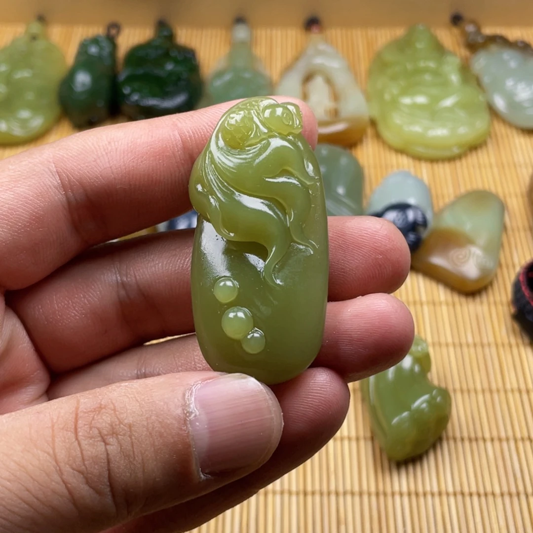 和田玉（黄玉）未镶嵌挂件清*