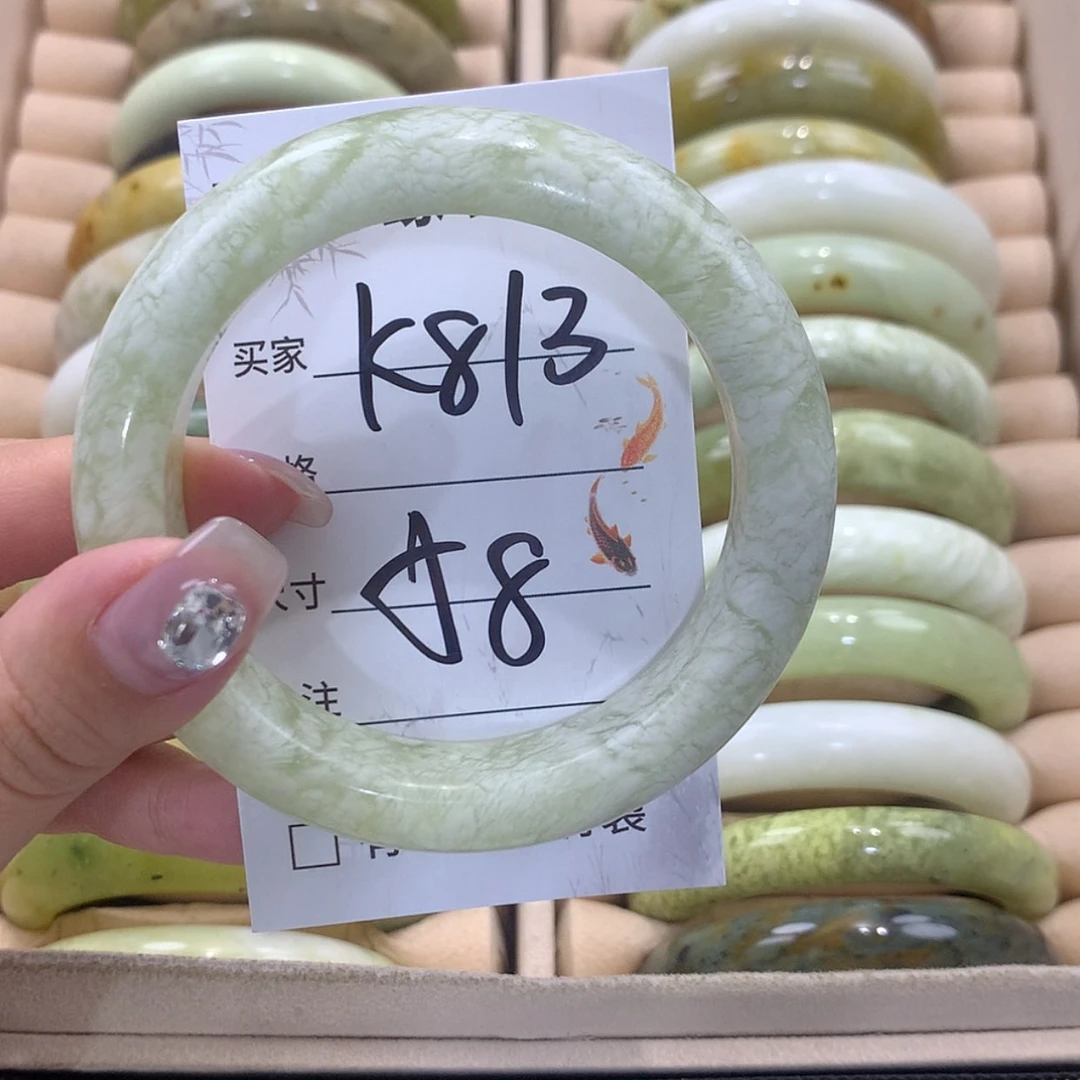 【闪购商品】未镶嵌蛇纹石玉手镯