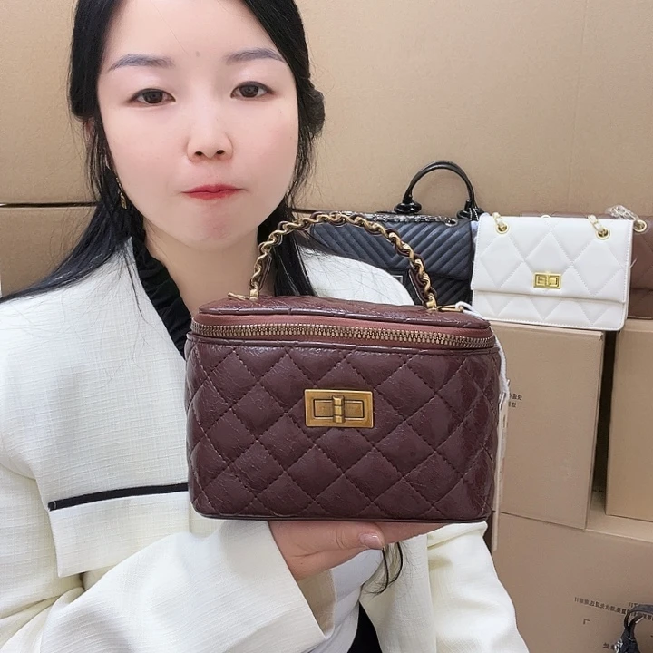 羊皮（革）猪剖层皮革鹿皮（革）小牛剖层皮革牛皮（革）PUPV