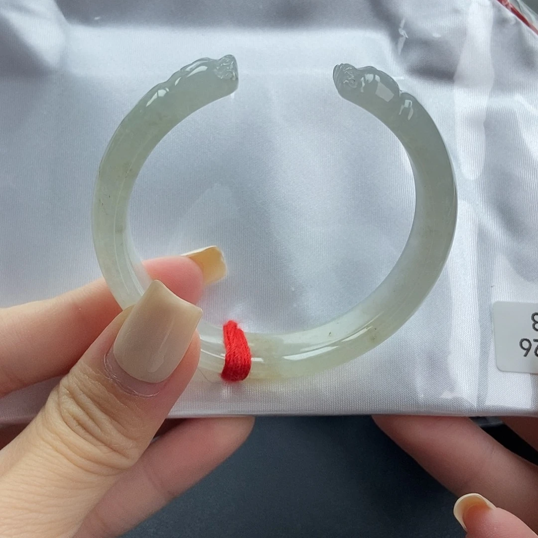翡翠手镯未镶嵌52/53正圈