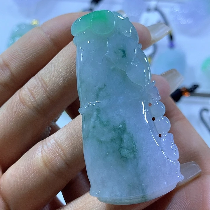 翡翠颈饰未镶嵌天然翡翠A货吊坠