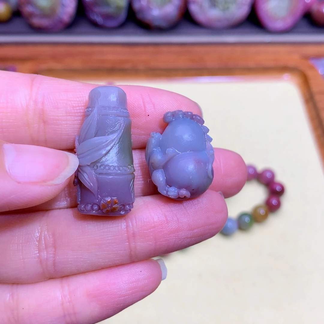 玛瑙未镶嵌挂件盐源定制