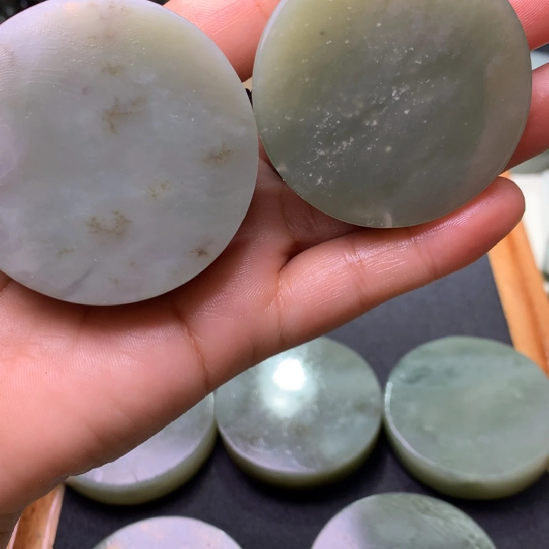陈***利未镶嵌和田玉（糖玉）珠宝半成品