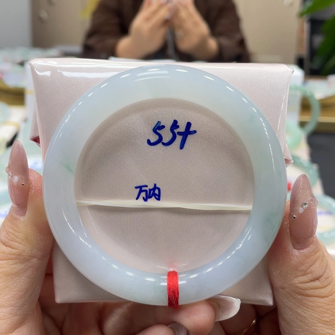 未镶嵌手镯翡翠翡翠