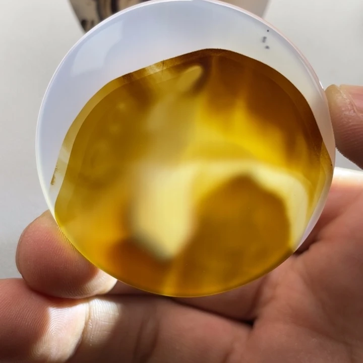 玛瑙/玉髓颈饰未镶嵌沉****?