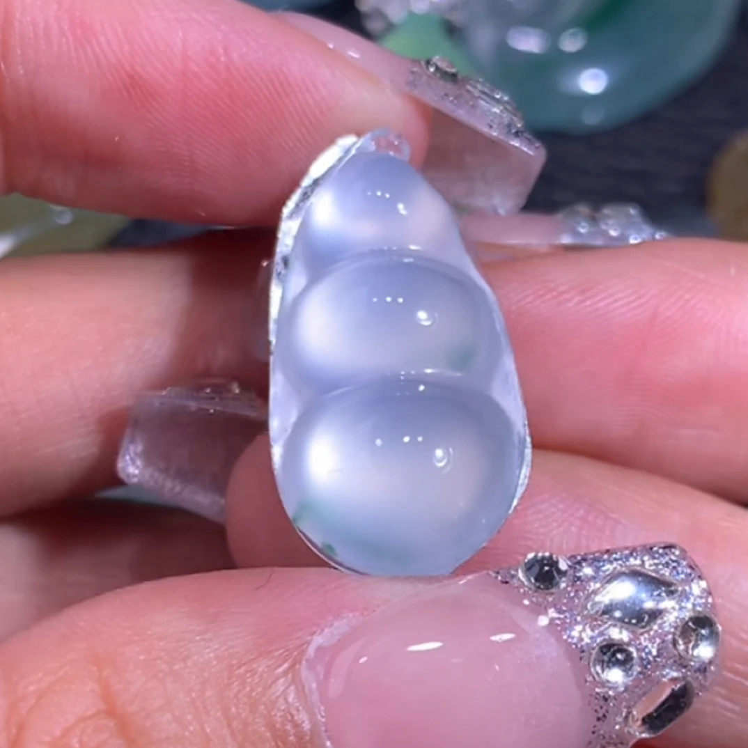 翡翠玻璃钢豆604