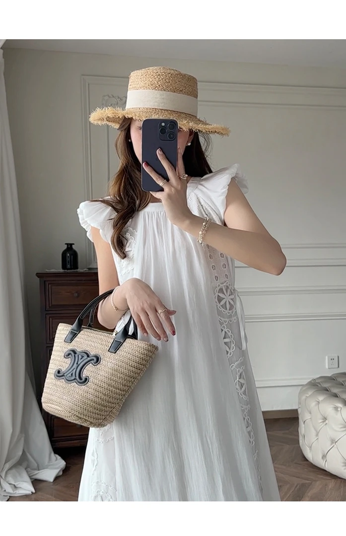 孕期夏季新款亚麻U领贝壳刺绣度假风显瘦气质连衣裙女