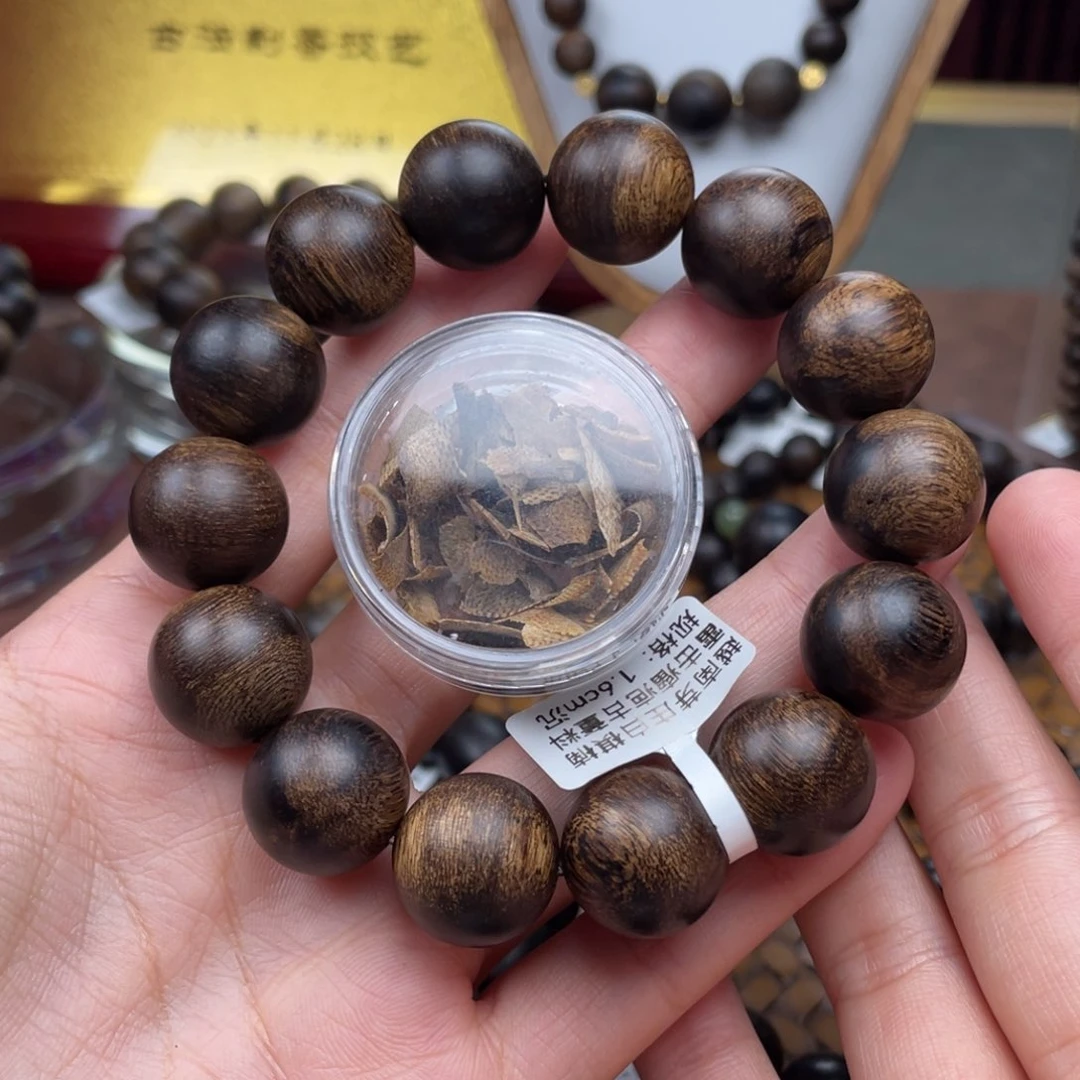 沉香碎屑沉香宇**处越南芽庄白棋楠
