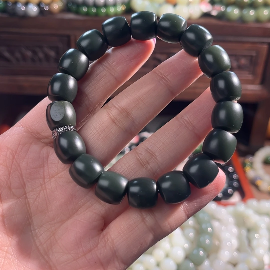 藏***阁和田玉未镶嵌手链