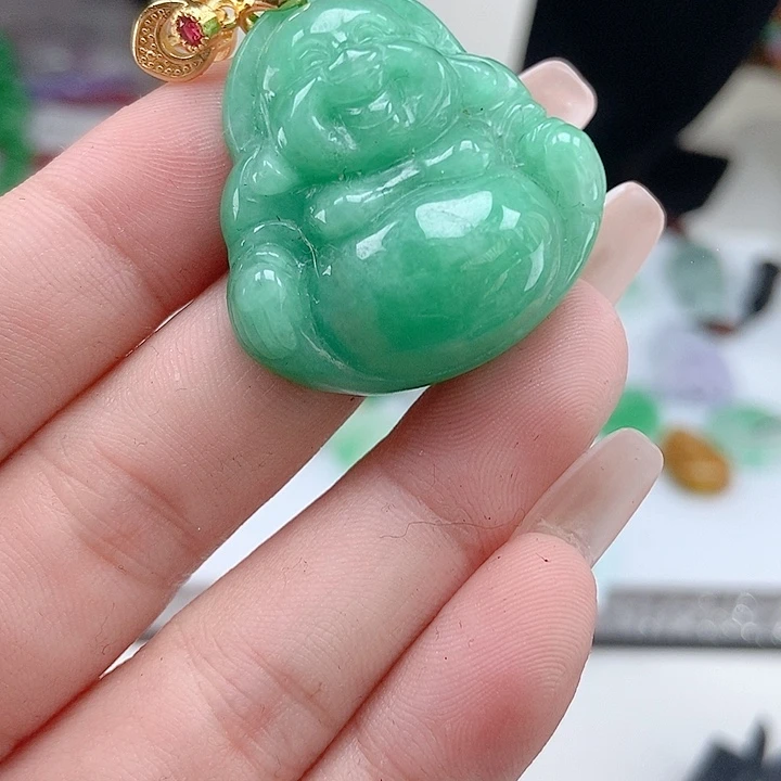 翡翠颈饰未镶嵌吊坠