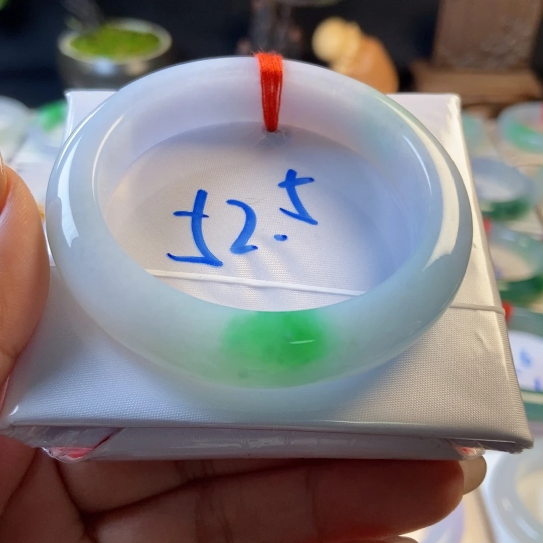 翡翠未镶嵌手镯23胶润飘翠