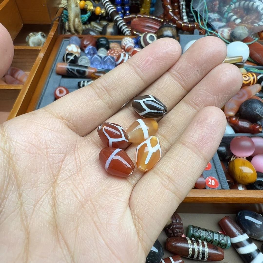 玛瑙/玉髓未镶嵌珠宝半成品