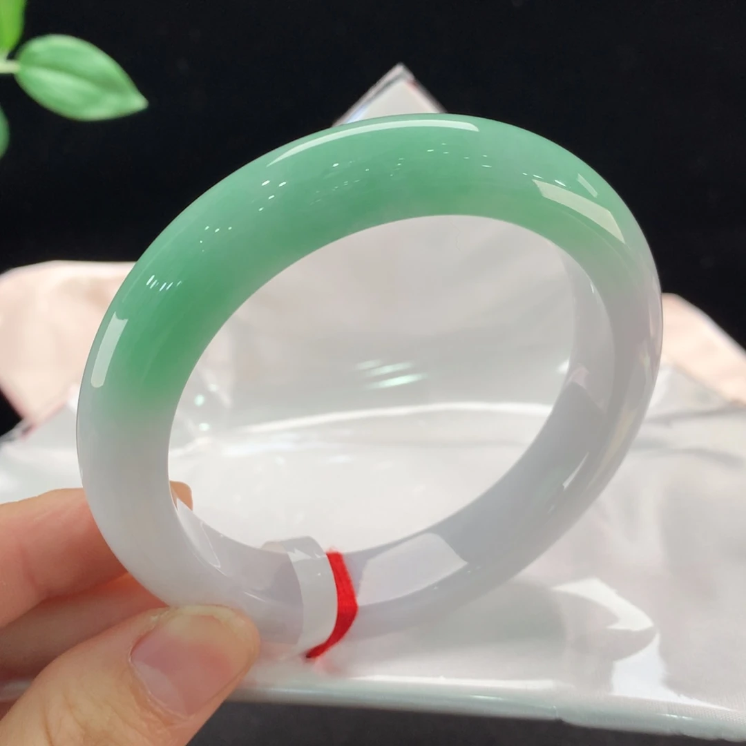 翡翠未镶嵌手镯2096