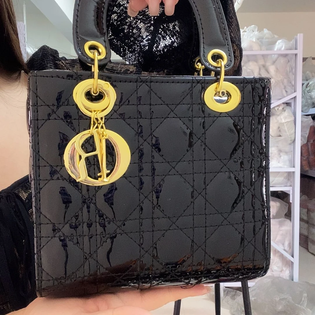 绵羊皮（革）牛皮（革）漆皮大