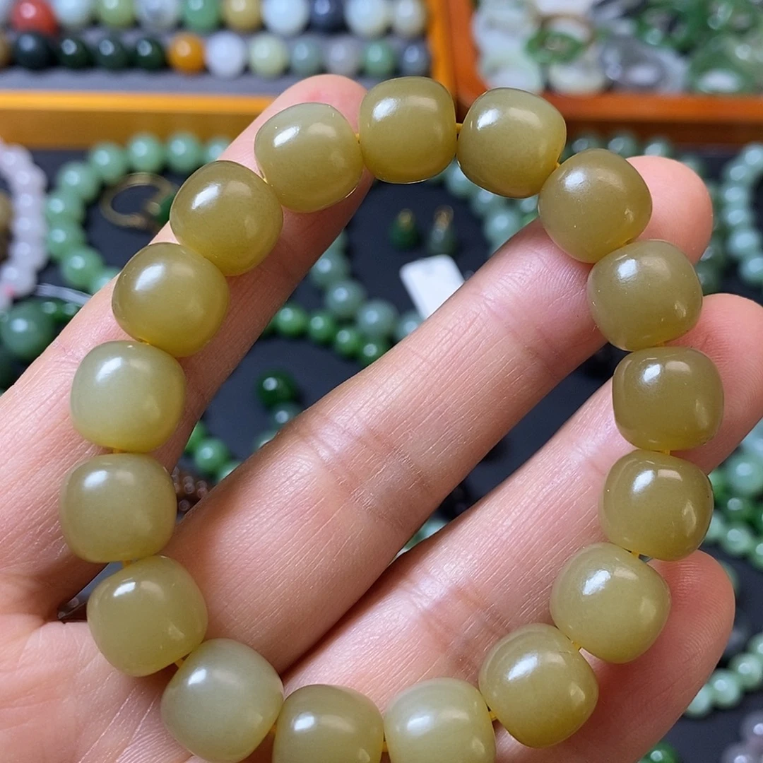 和田玉未镶嵌手链