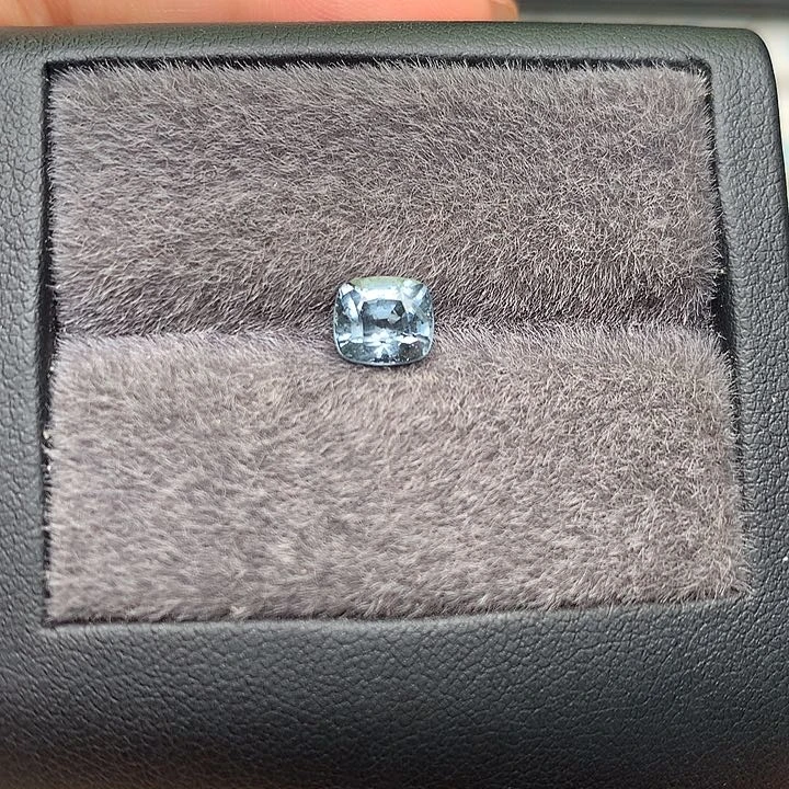 裸石未镶嵌尖晶石缅甸抹谷天然1.3ct
