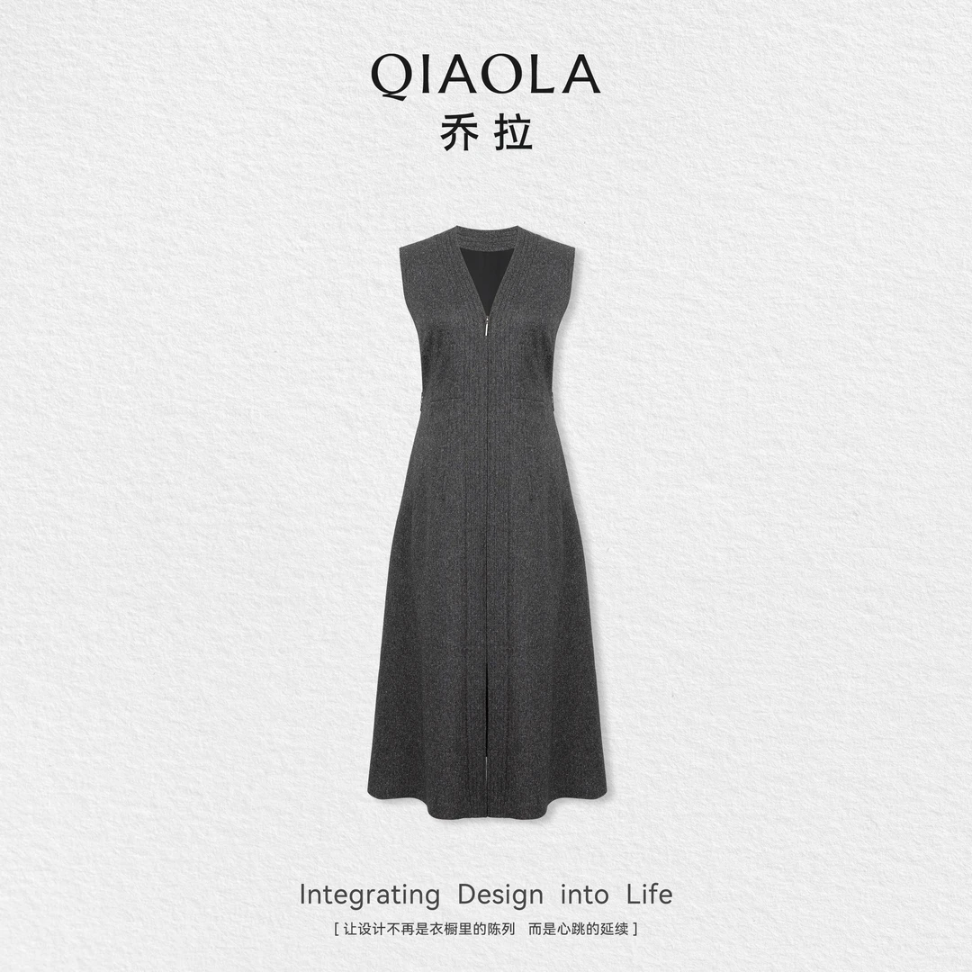 QIAOLA/乔拉【回忆铁盒】秋冬季走秀同款梭织气质高级感无袖连衣裙