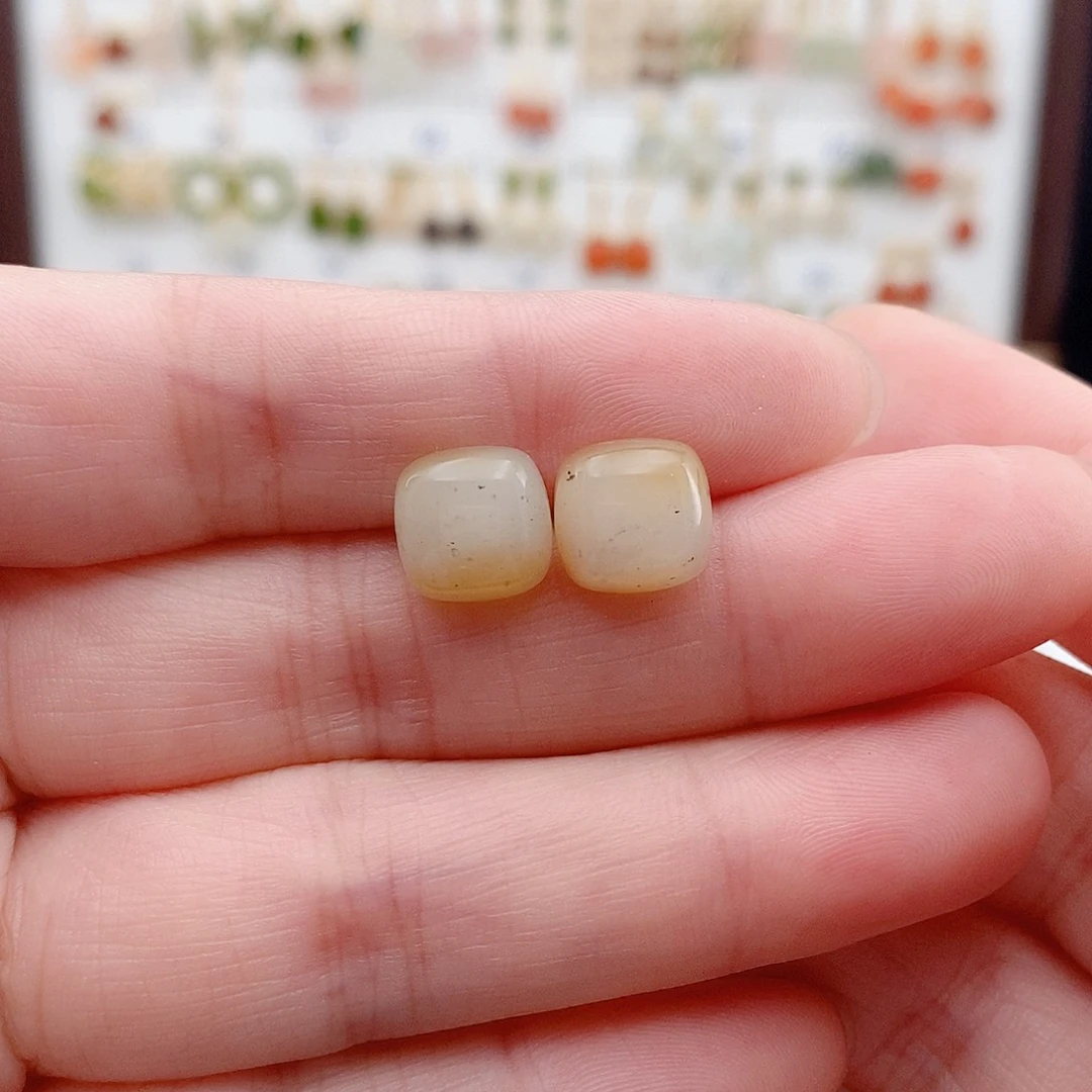 和田玉银S925镶嵌耳饰