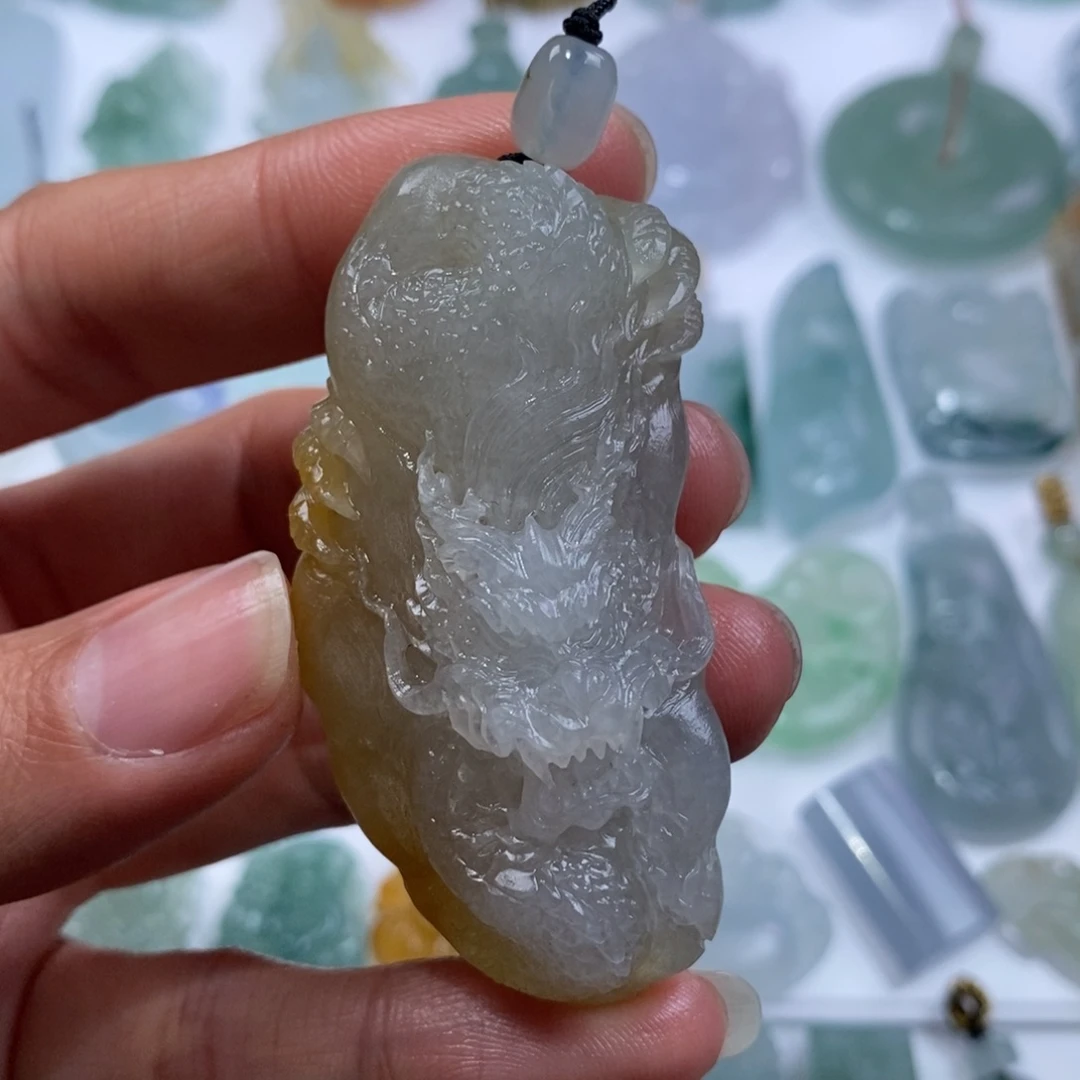 定制翡翠未镶嵌龙牌