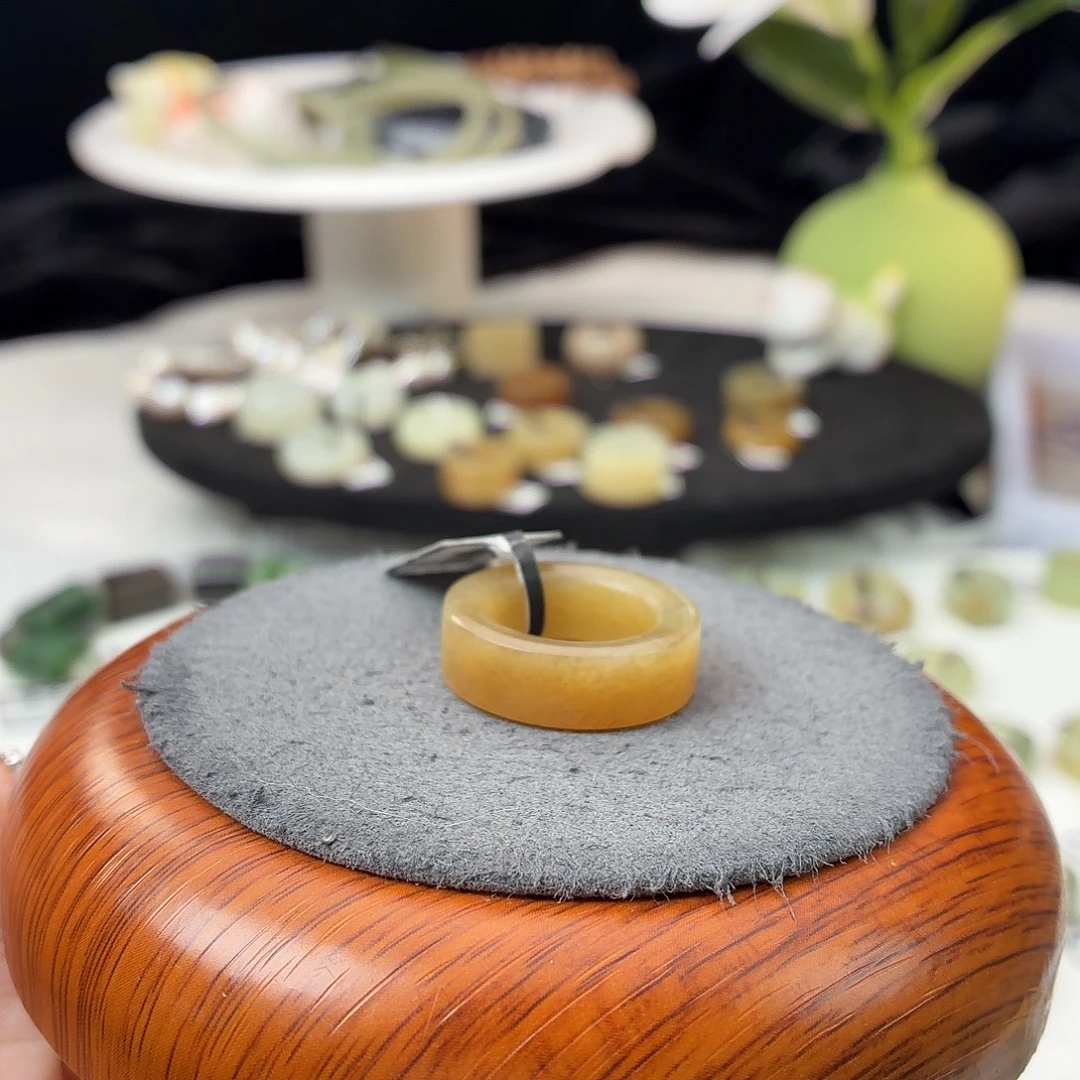 和田玉（糖玉）未镶嵌戒指b60糖直切16.2