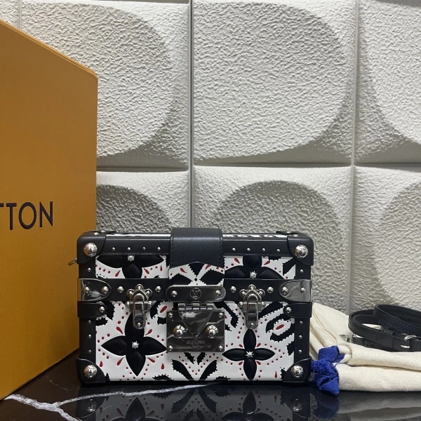 包包/路易威登/99新/250307QR0031