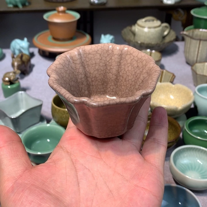 龙泉青瓷哥窑龙纹