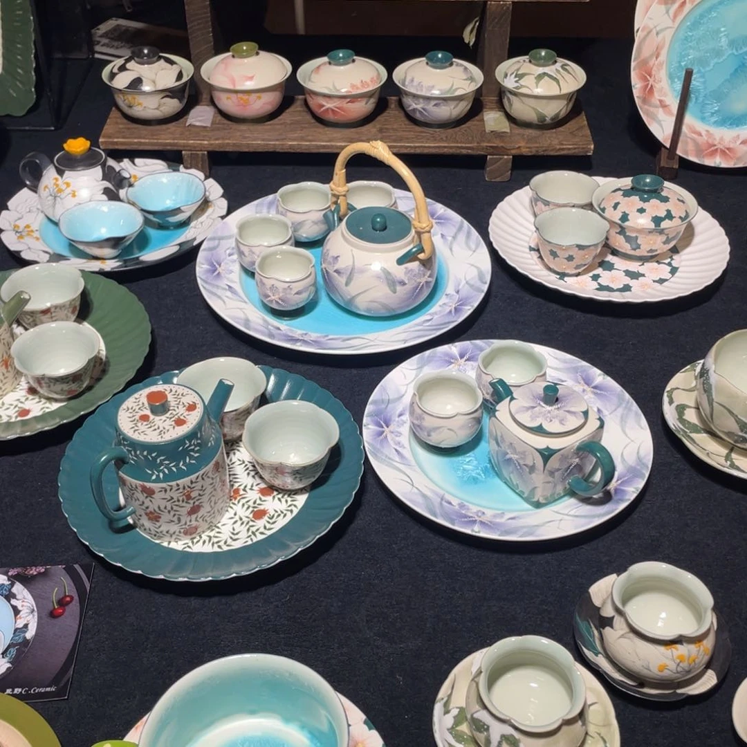 景德镇陶瓷手工制作