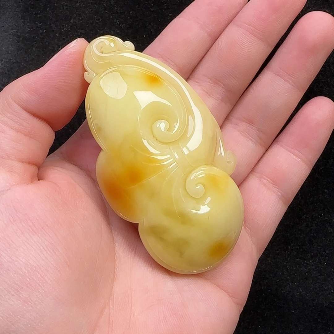 蜜蜡未镶嵌珠宝奇石