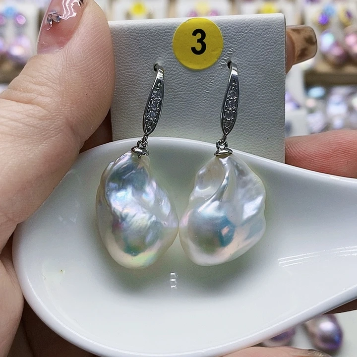 银S925镶嵌耳饰淡水珍珠