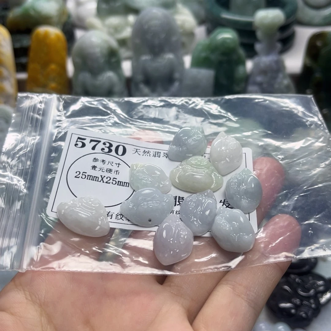 翡翠未镶嵌颈饰5730小